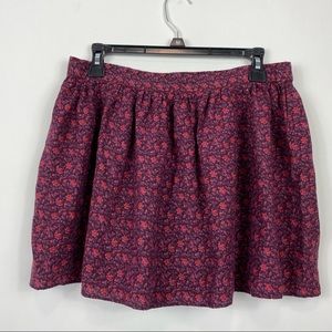 American Eagle Women’s Pleated Floral Mini Skirt Size Medium Red Purple